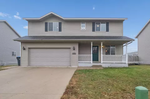 121 Savannah Ct, Mankato, MN 56001