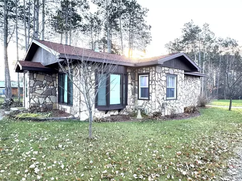 130 7th St NE, Bagley, MN 56621