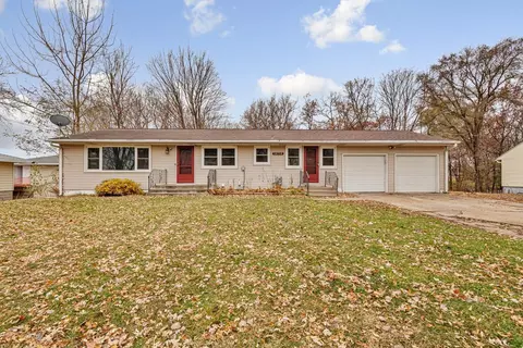 16750 Anna Trl SE, Prior Lake, MN 55372