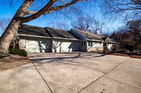 82 141st Ln NW, Andover, MN 55304