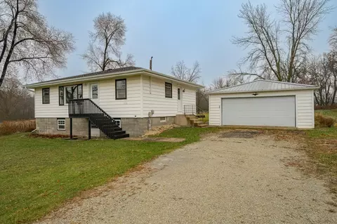 5444 Covill St SW, Stewartville, MN 55976