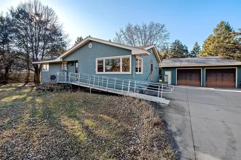 15920 Swallow St NW, Andover, MN 55304