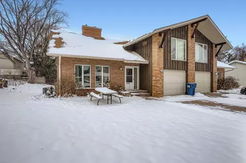 1745 Duluth St, Maplewood, MN 55109