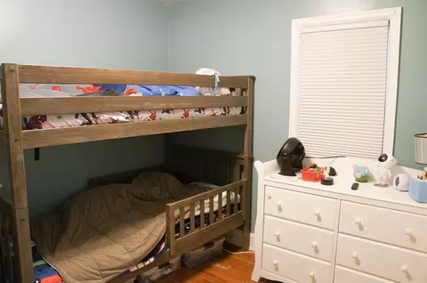 Bedroom - 4315 E Superior St, Duluth, MN 55804 photo 1 of 4