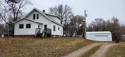 77348 325th St, Ellendale, MN 56026