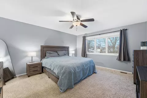 Bedroom - 1705 Vale Ct, Faribault, MN 55021 photo 2 of 8