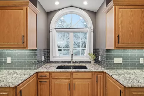 Kitchen - 1705 Vale Ct, Faribault, MN 55021 photo 3 of 8