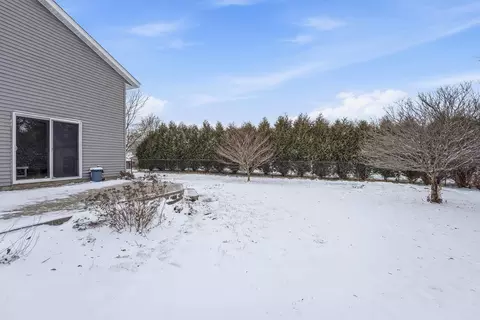 Exterior - 1705 Vale Ct, Faribault, MN 55021 photo 14 of 14