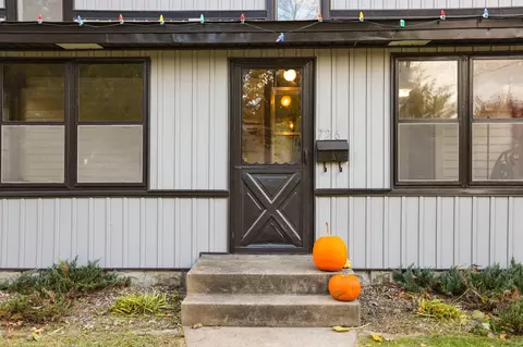 726 7th Ave NW, Faribault, MN 55021 photo 6