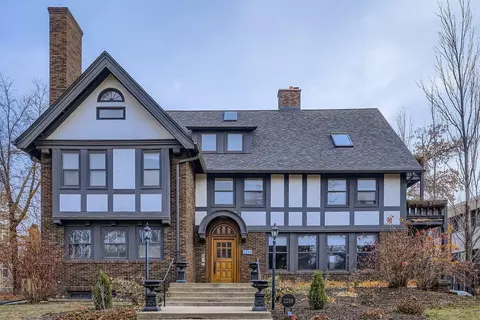 2219 Pillsbury Ave S #5, Minneapolis, MN 55404