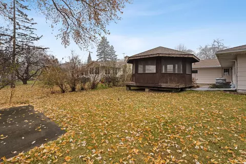 601 E 103rd St, Bloomington, MN 55420 photo 30