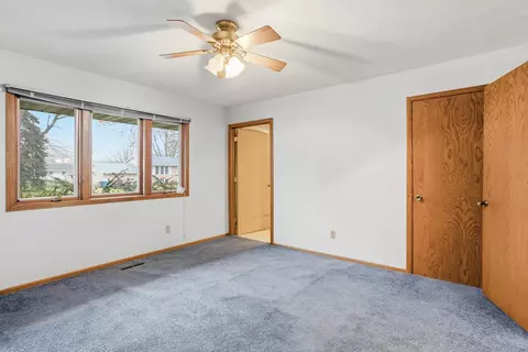 601 E 103rd St, Bloomington, MN 55420 photo 11