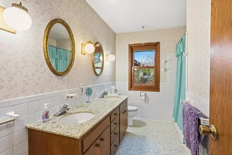 601 E 103rd St, Bloomington, MN 55420 photo 16