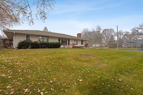 601 E 103rd St, Bloomington, MN 55420 photo 28