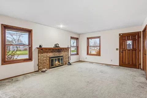 601 E 103rd St, Bloomington, MN 55420 photo 6