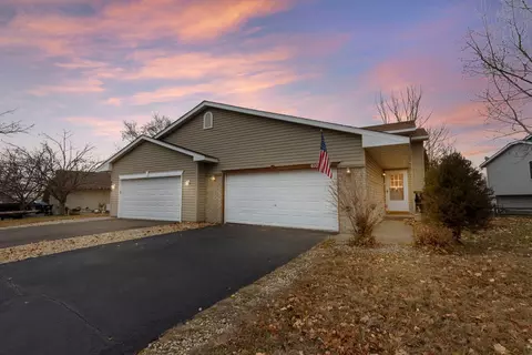 6101 Mill Run Rd, Monticello, MN 55362