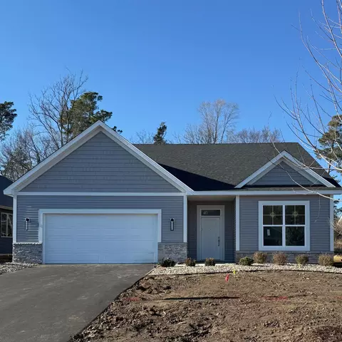 9169 62nd St S, Cottage Grove, MN 55016