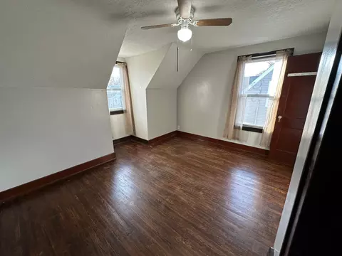 Bedroom - 621 E 7th St, Albert Lea, MN 56007 photo 3 of 3