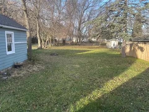 Exterior - 621 E 7th St, Albert Lea, MN 56007 photo 2 of 3