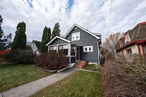 3820 40th Ave S, Minneapolis, MN 55406