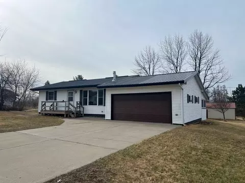 18 9th Ave NE, Deer River, MN 56636