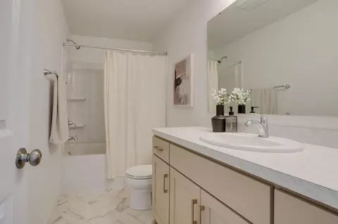 Bath - 6786 32nd St S, Fargo, ND 58104 photo 4 of 4