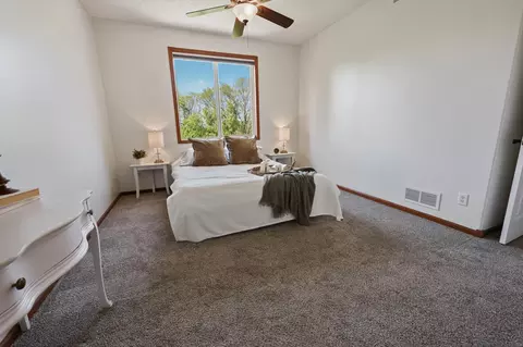 Bedroom - 5345 Sand Bunker St, Saint Cloud, MN 56304 photo 2 of 8