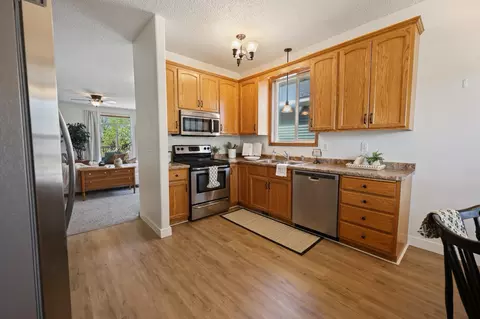 Kitchen - 5345 Sand Bunker St, Saint Cloud, MN 56304 photo 1 of 4