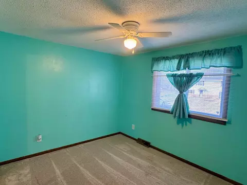 Bedroom - 291 E 1st St, Morton, MN 56270 photo 3 of 6