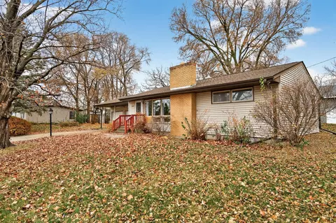 520 Cutter St, Anoka, MN 55303