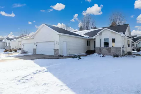 624 Obrien Pkwy, Belle Plaine, MN 56011