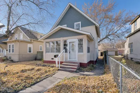 1423 Upton Ave N, Minneapolis, MN 55411