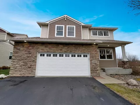 12325 3rd St NE, Blaine, MN 55434