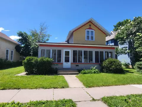 215 E 5th St, Winona, MN 55987
