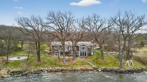 15494 Camp Winona Trl, Faribault, MN 55021