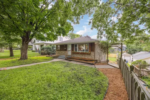 3916 Thomas Ave S, Minneapolis, MN 55410