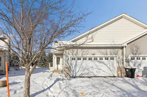 747 Park Brook Rd NW, Isanti, MN 55040