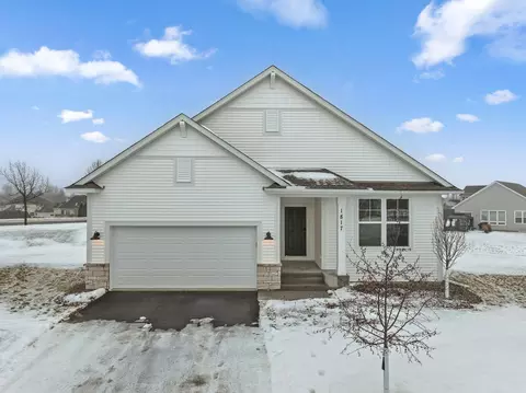 1817 Ridgepointe Ct, Hastings, MN 55033