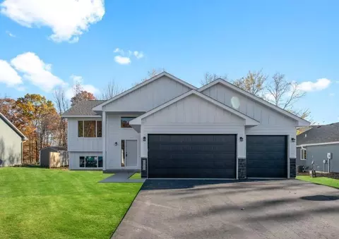 1315 Green Tree Dr, Saint Croix Falls, WI 54024