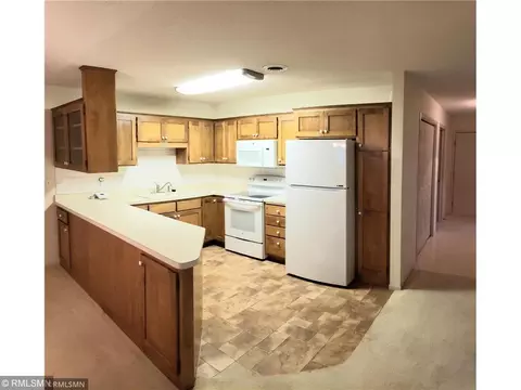 12984 Evergreen Dr, Lindstrom, MN 55045