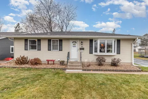 6931 Crosby Ave, Inver Grove Heights, MN 55076