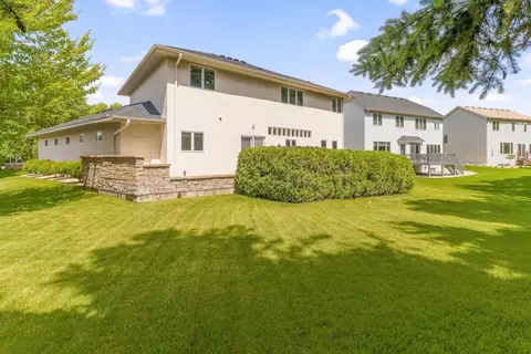 10535 Forestview Cir N, Champlin, MN 55316 photo 2