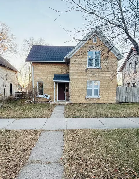 421 17th Ave N, Saint Cloud, MN 56303
