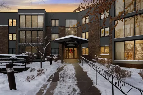 20 Windsor Ln #304A, New Brighton, MN 55112