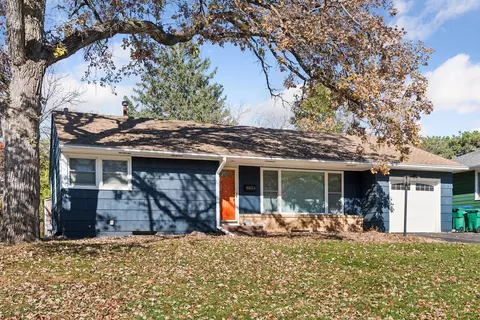6824 Eliot View Rd, Saint Louis Park, MN 55426