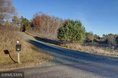 1539 101st Ave, Amery, WI 54001