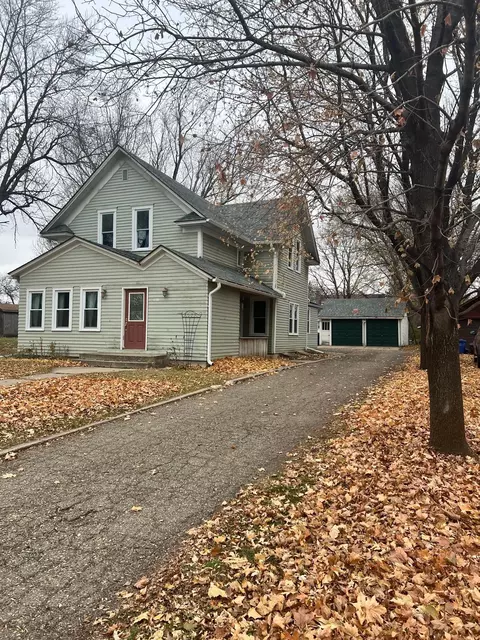 1188 Pine St, Dawson, MN 56232