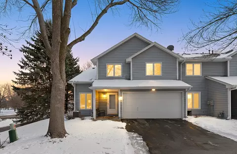 1609 Geske Rd, Chaska, MN 55318