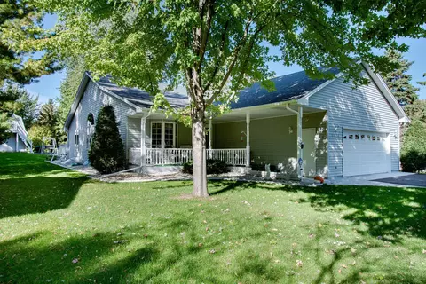 21808 Sugar Ln, Rogers, MN 55374