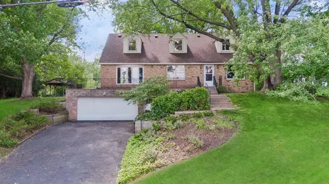338 Mccarrons Blvd S, Roseville, MN 55113